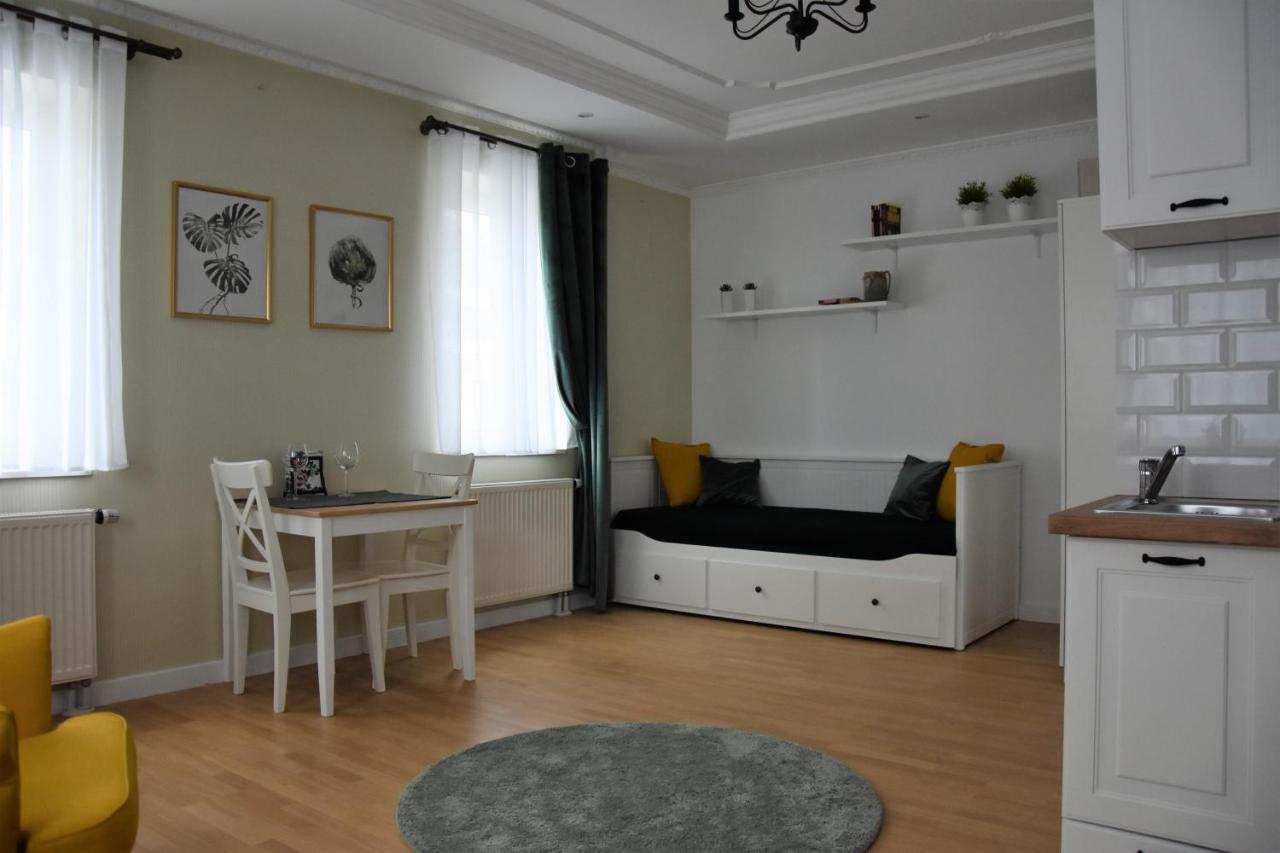 Apartamenty Coco Premium Saska Kepa Warsaw Exterior photo